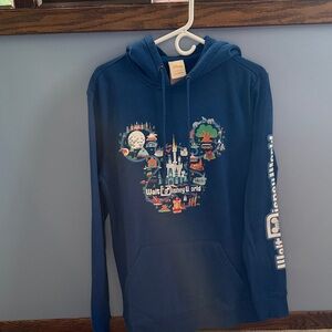 Walt Disney World Her Universe Hoodie Size Small